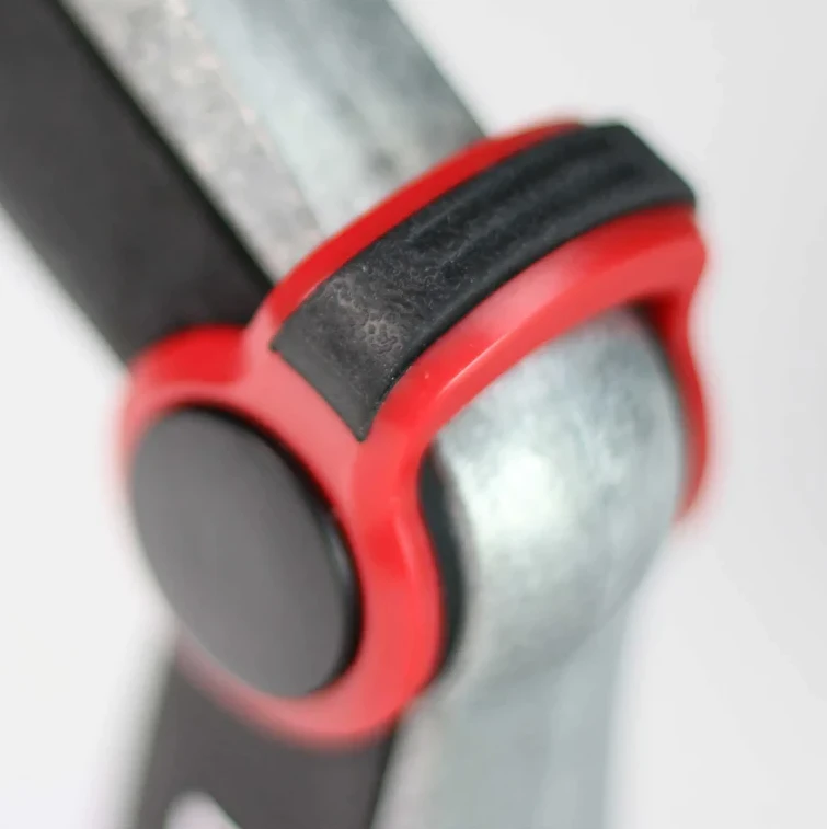 THUMB TRIGGER NOZZLE