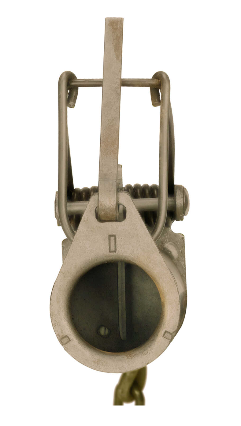 Duke 0510 Dog-Proof Raccoon Trap – Heavy-Duty Steel Coil Spring Pull-Trigger Trap