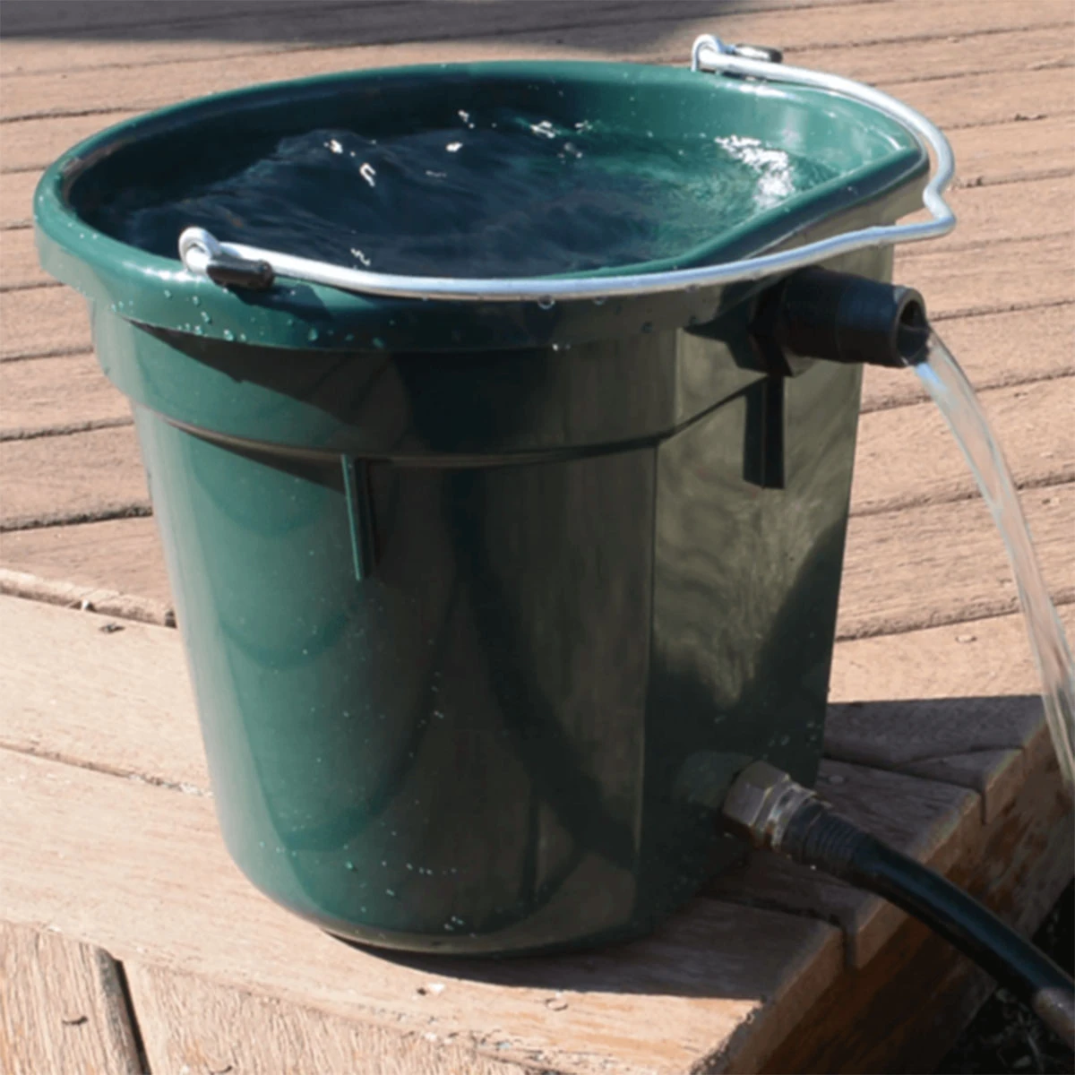 Cowboys SELF-Cleaning Dog Waterer, 5-GAL, Green
